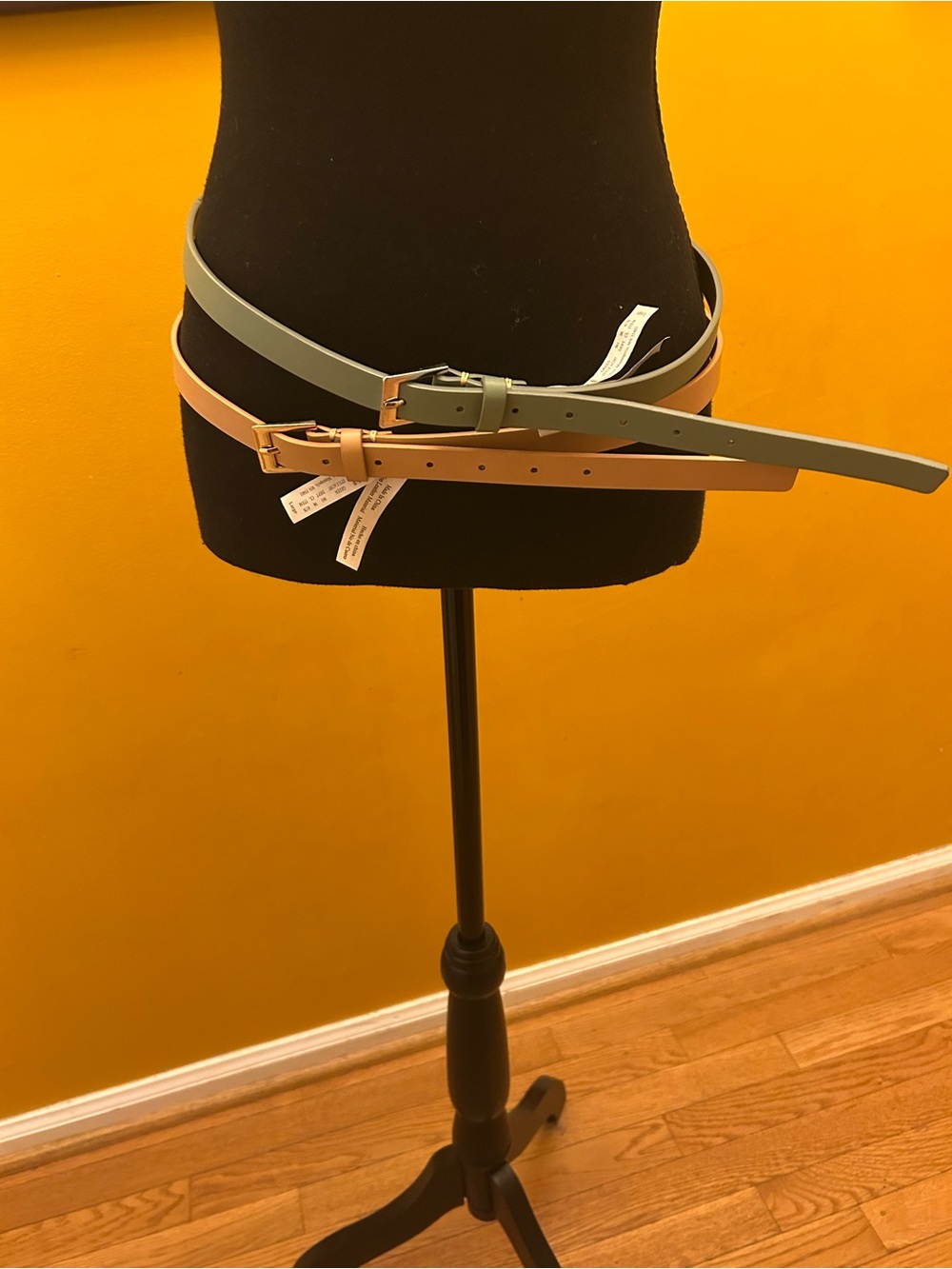 New Set of Two Women’s Belts Size Large Mint and Light Beige